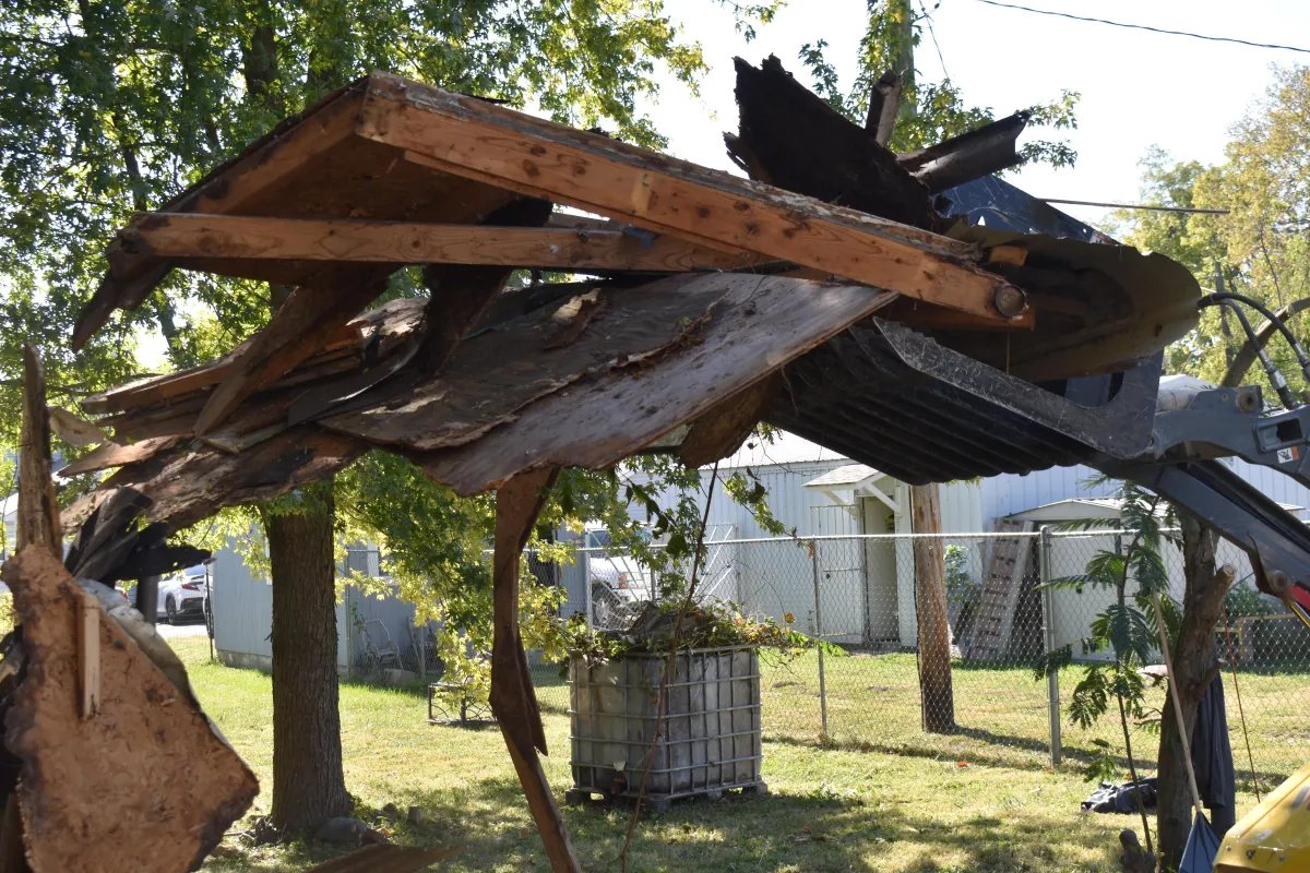 junk removal, hoarder cleanout service, st charles mo, troy mo, missouri