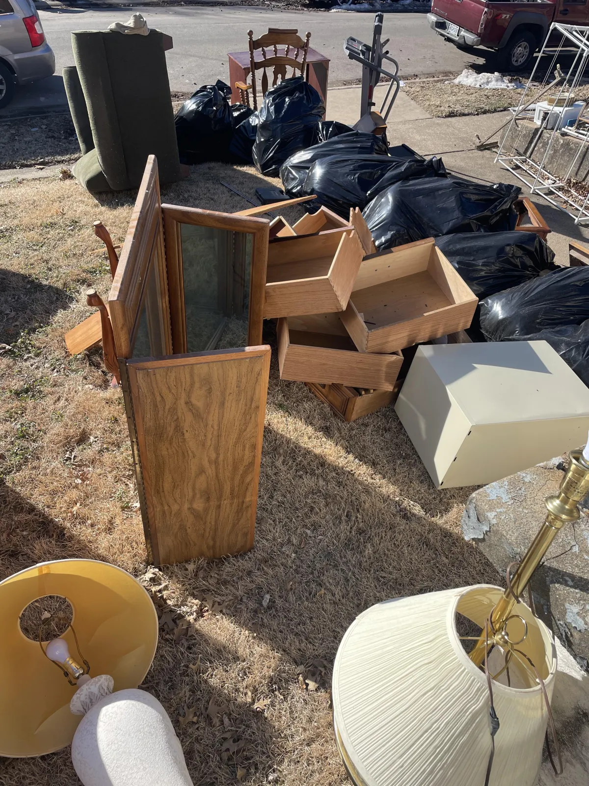 junk removal, hoarder cleanout service, st charles mo, troy mo, missouri