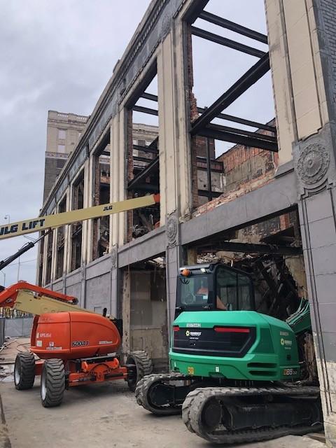 Equipment beside steel shoring at 2900 Cass