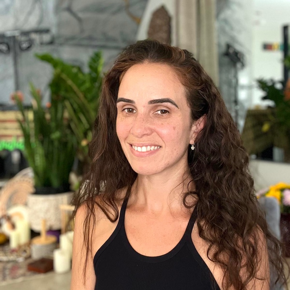 Alexis C., RSI Coach at CW Coaching Collective — supporting authentic self-expression and creative aliveness