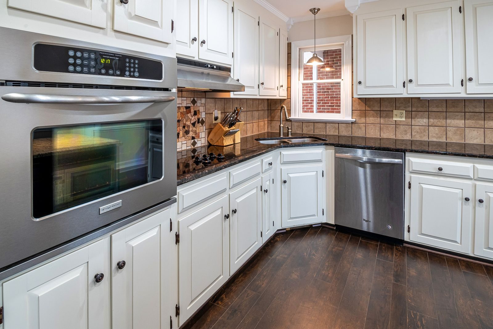 Tallahassee Cabinet Painting & Refinishing