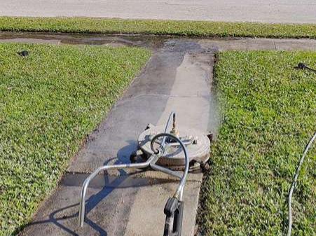 Sidewalk Wash in Kissimee