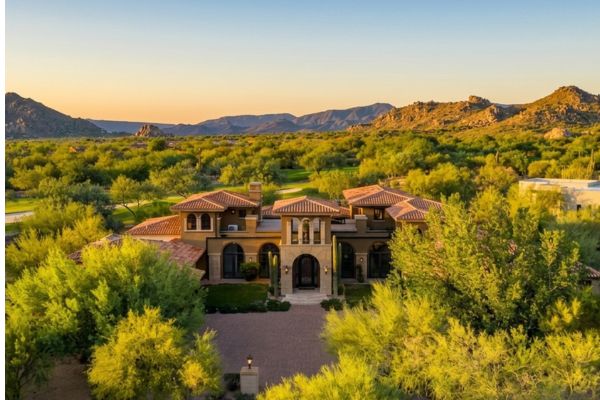 Luxury Desert Home at Sunrise