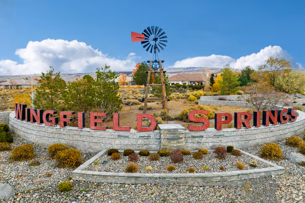 Composite deck with custom railings in Wingfield Springs, Sparks NV