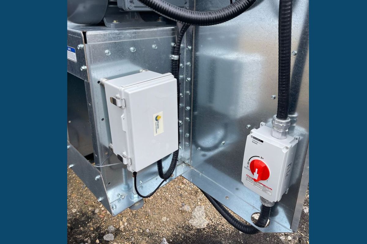 automated grain fan controller for moisture and airflow control