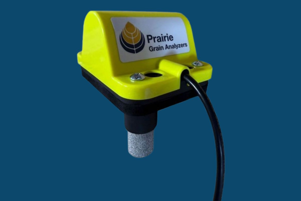 CO2 sensor for early grain spoilage detection