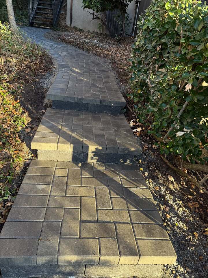  Landscape Design & Installation