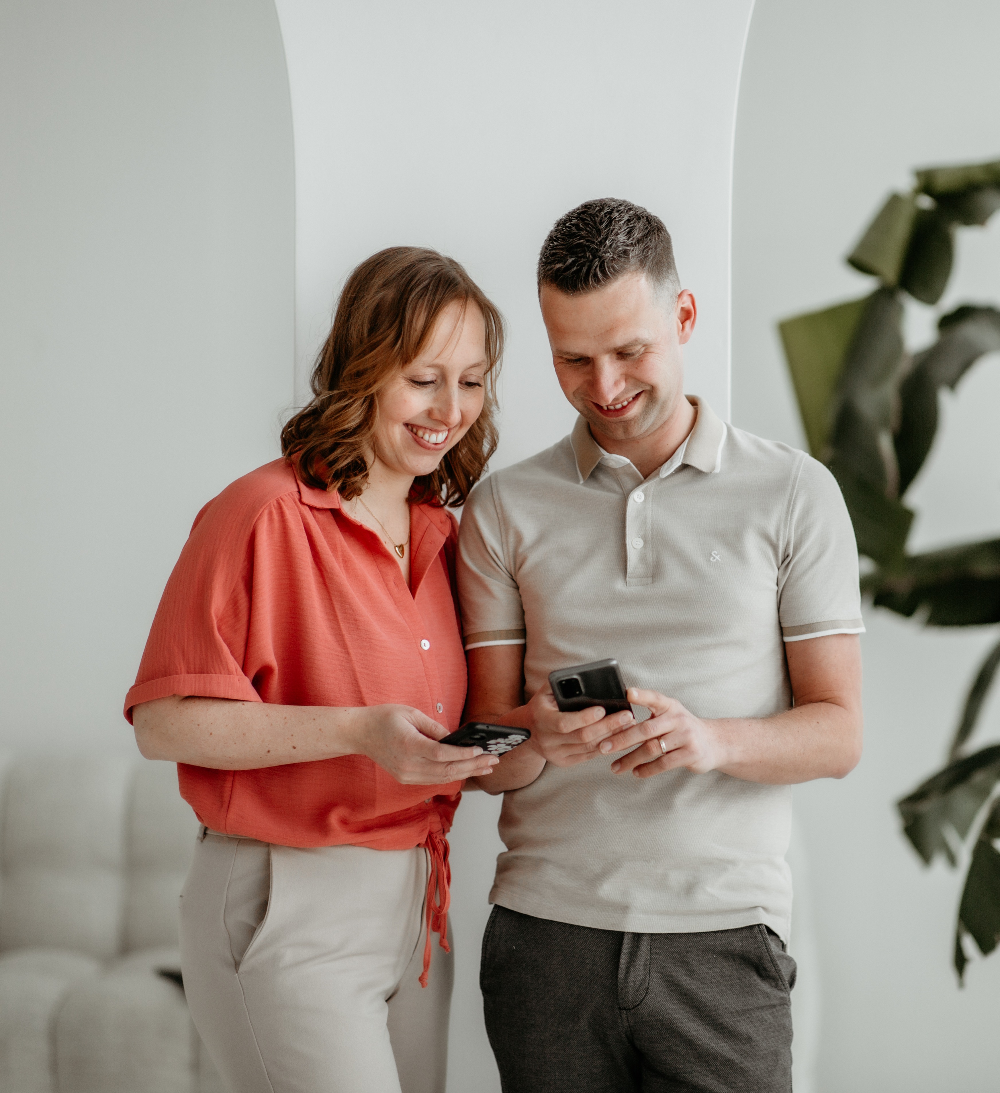 Professioneel team van Halio Marketing 2.0 aan het werk in een modern kantoor