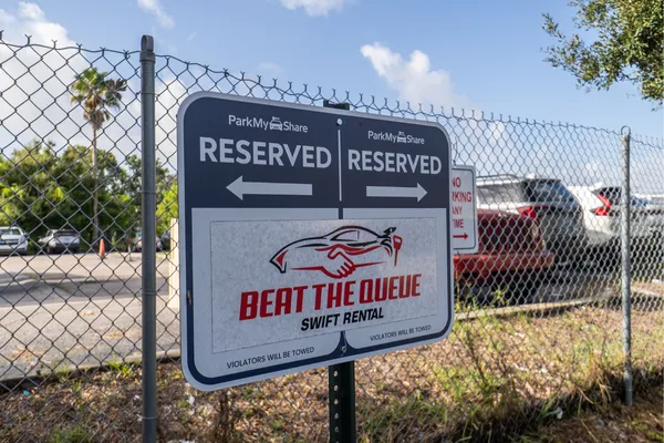 secure parking at MCO