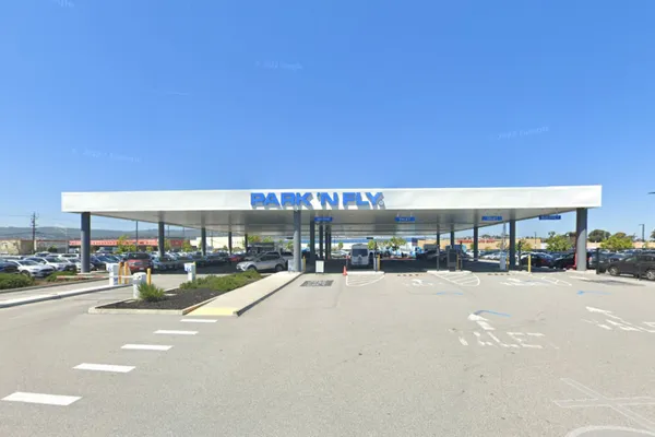 Customer guided by ParkMyShare to select the pricing plan that saves the most money