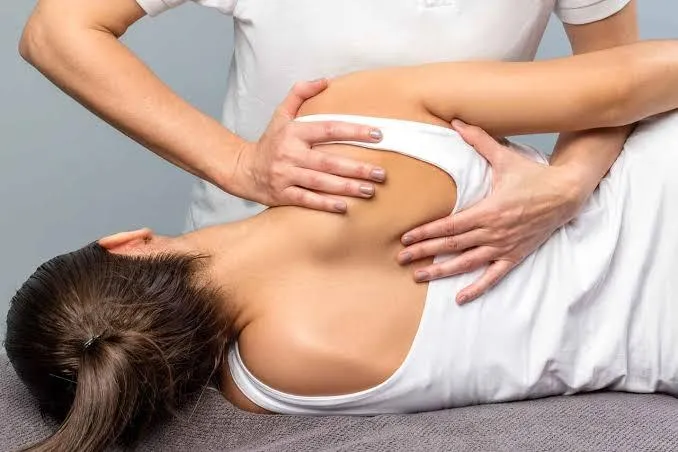 Why Combining Chiropractic Care & Physiotherapy?
