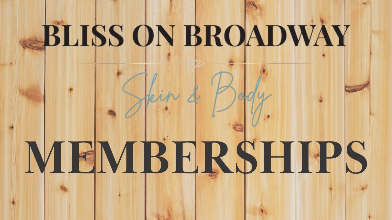 A man and woman receiving a couples massage