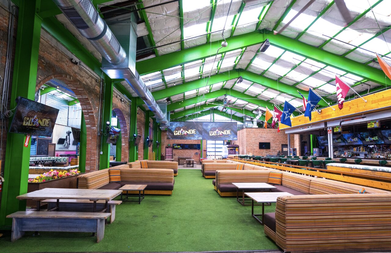 🍔 Chill, Eat, Repeat: Discover Backyard Bar & Grill (Little Elm, TX)