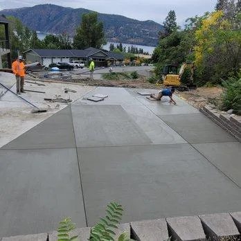 Yakima Concrete builds and installs Driveway