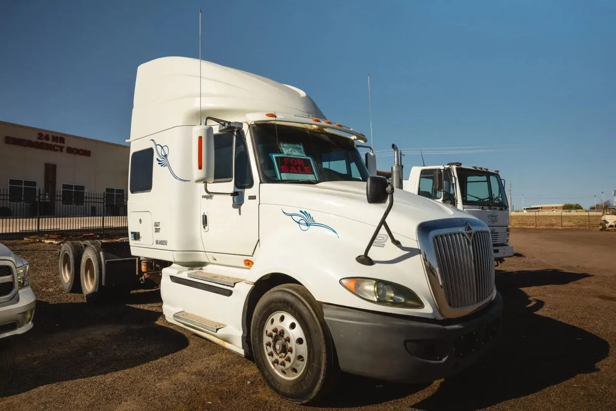 Heavy-duty semi trucks – ATEX Rentals Single Equipment