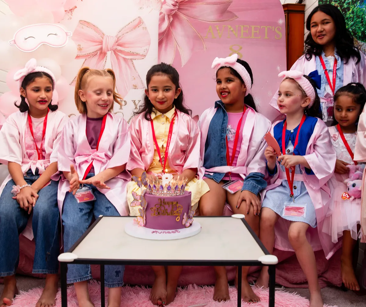 Luxurious celebration with floral styling