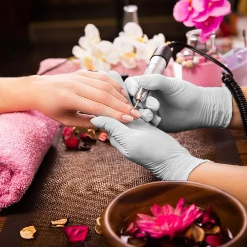 nail salon 