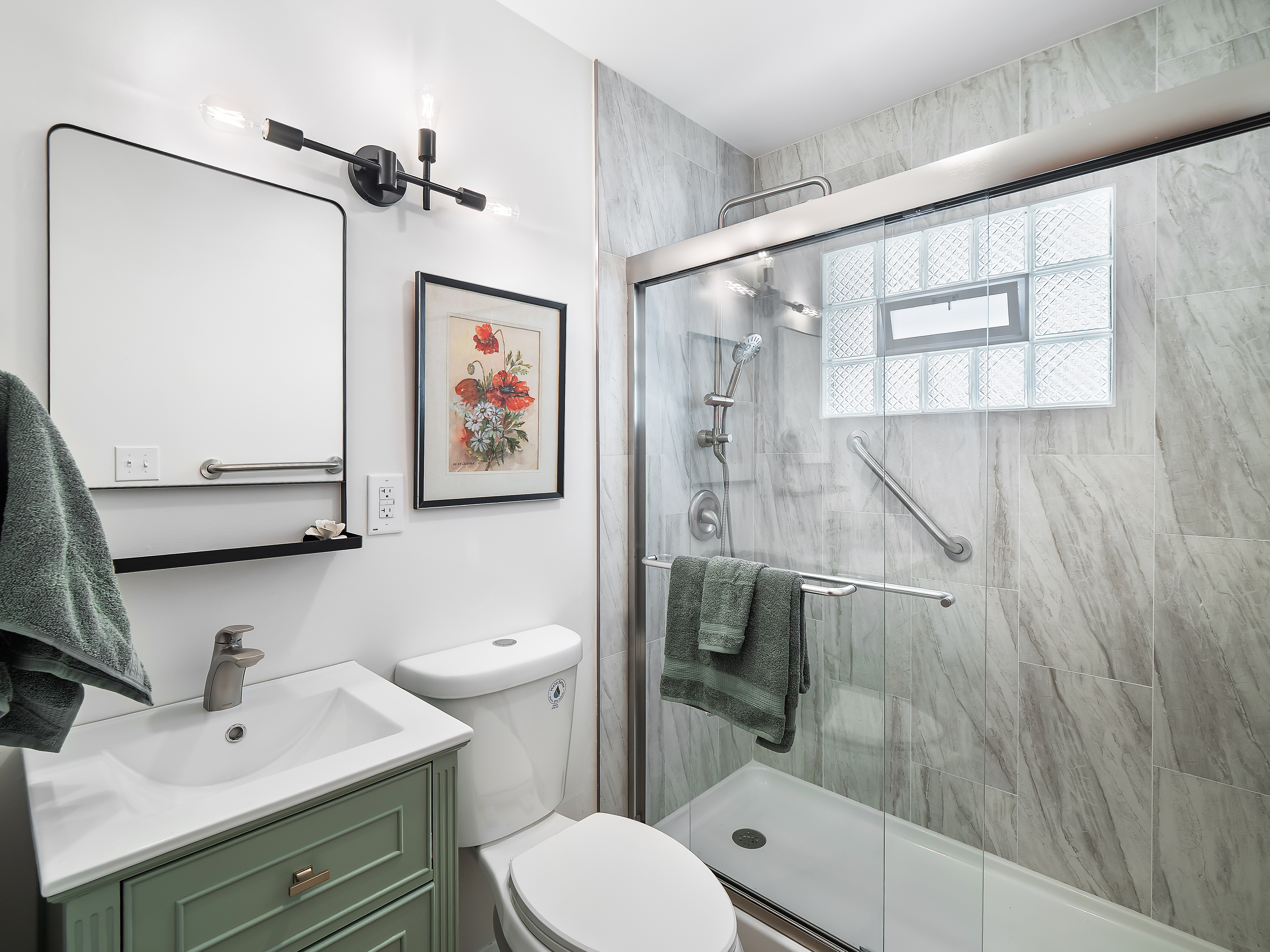 Accessible first-floor bathroom designed for comfort and recovery