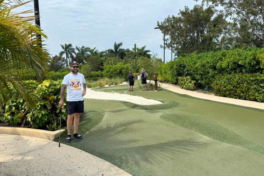 Competitive Mini Golf Leagues Attract Players From Other Sports