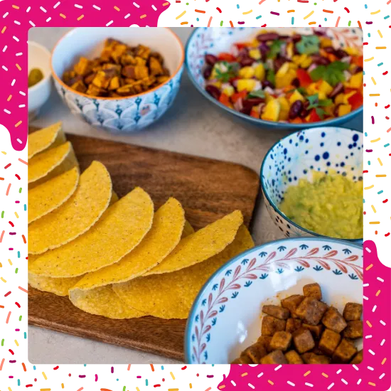 Botanas Mexicanas en Arleta, CA frescas para compartir