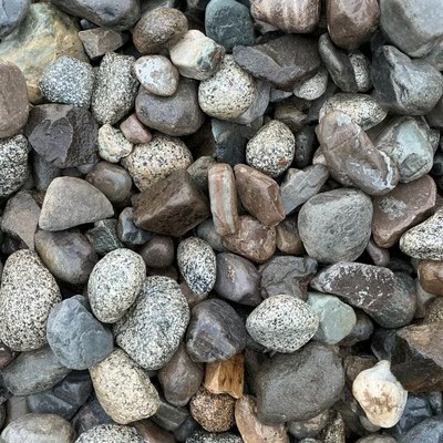 Bark Boys Landscape Supplies 2 1/2 inch round river rock for landscaping in Spokane County