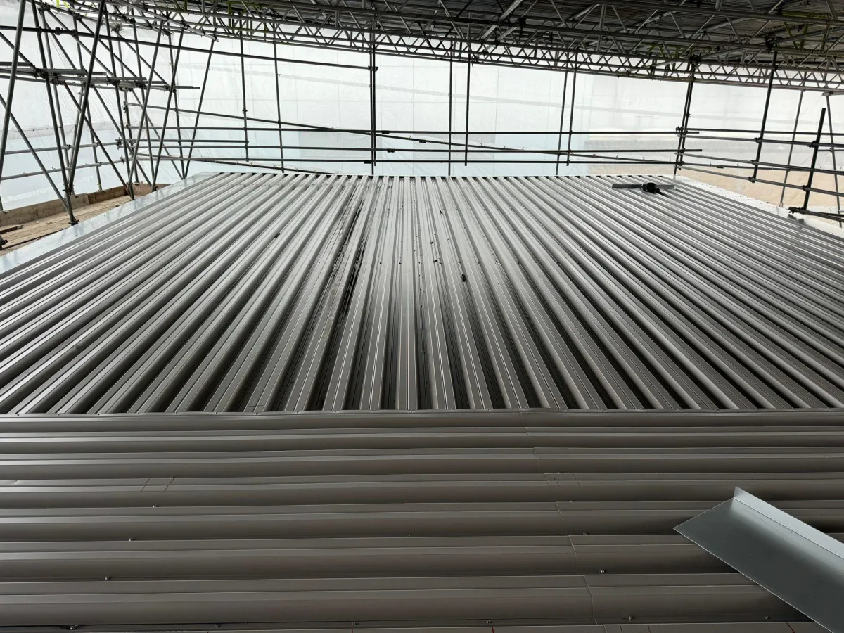 A large metal structure with lots of beams