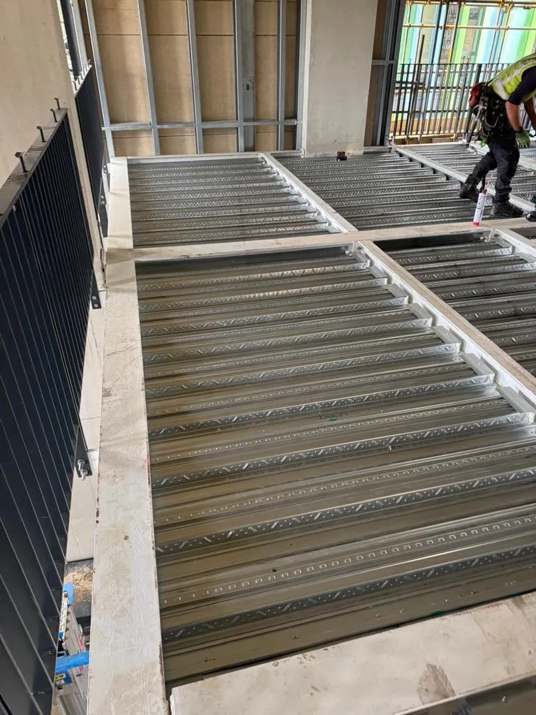 ray metal scafoldings