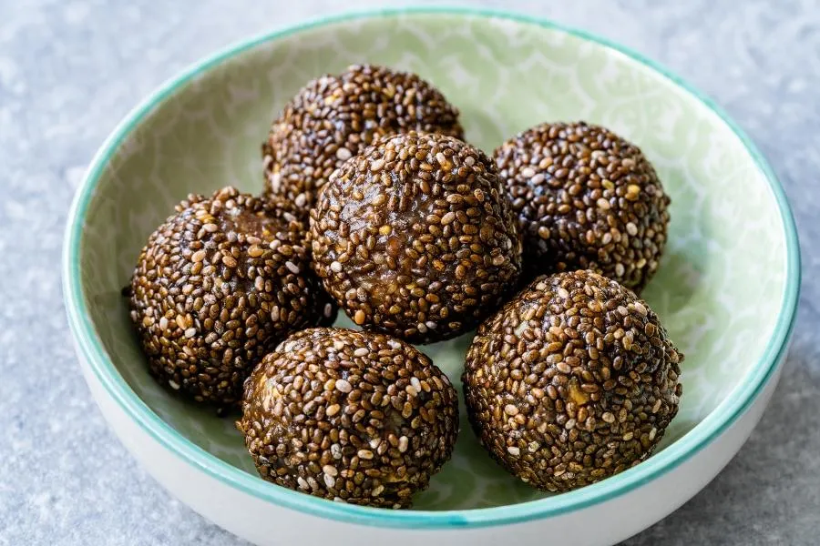 healthy vegan snacks plant based energy balls