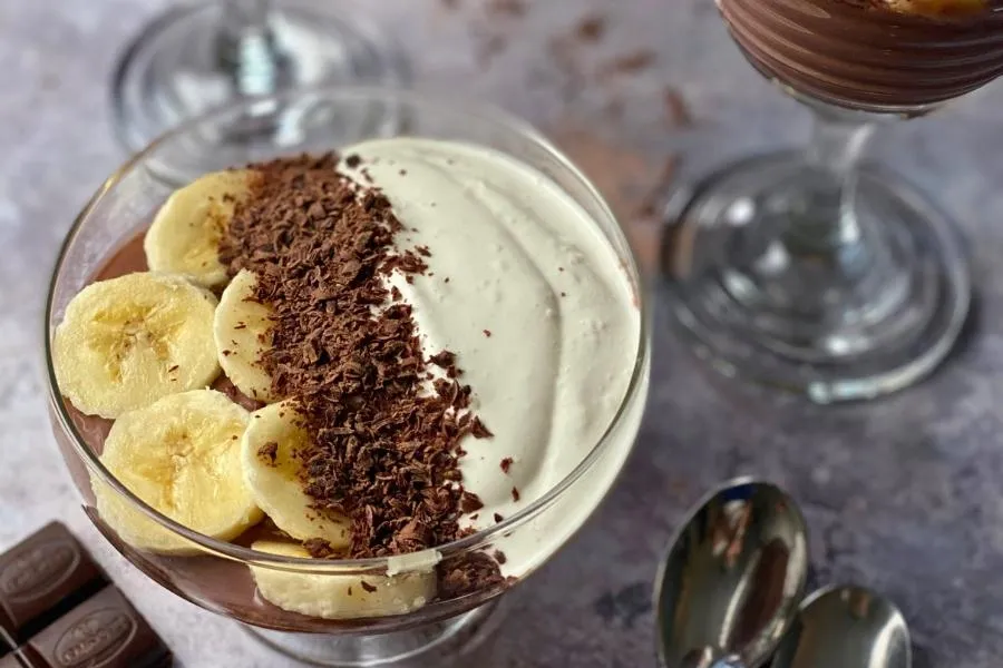 delicious vegan chocolate dessert calorie counted to help with losing weight