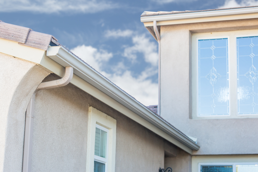 How Seamless Gutters Improve Drainage During Heavy Rain