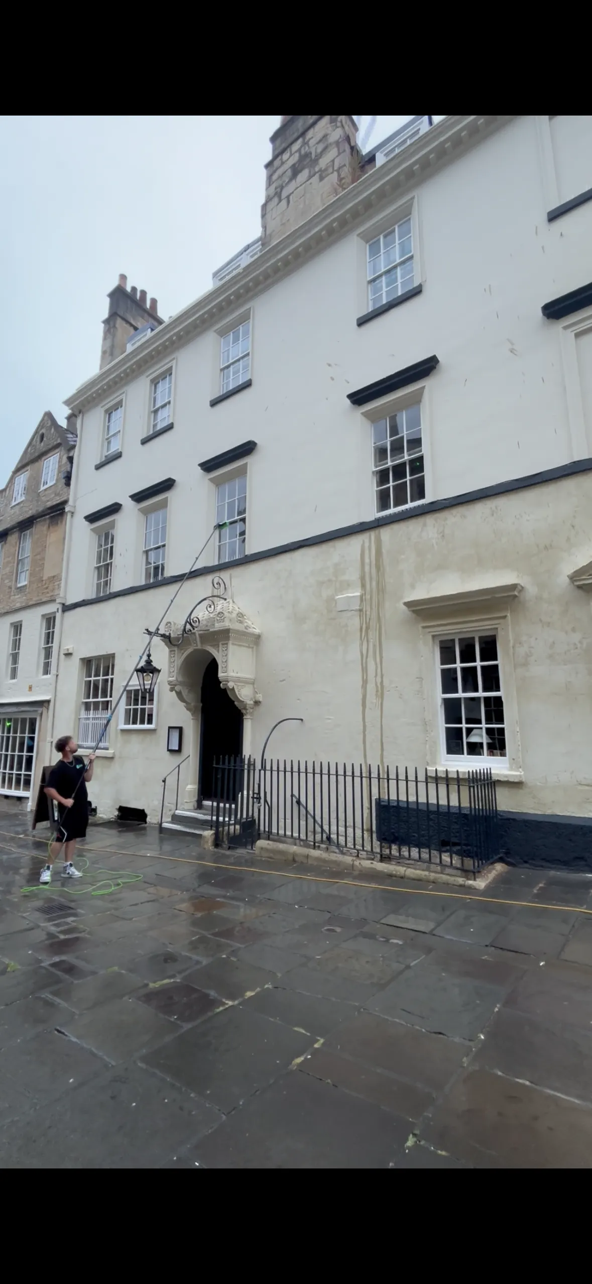 Commercial contract cleaning work