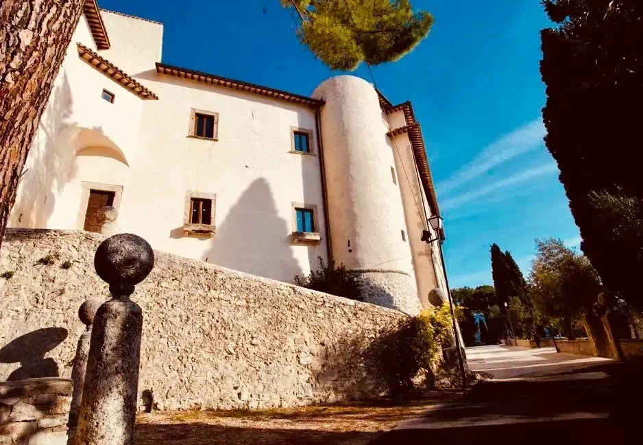 Castle writing retreat in Italy for filmmakers