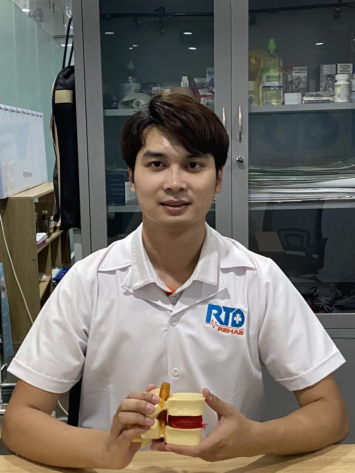 Mổ nội soi dây chằng chéo trước có đau không? Chuẩn bị gì