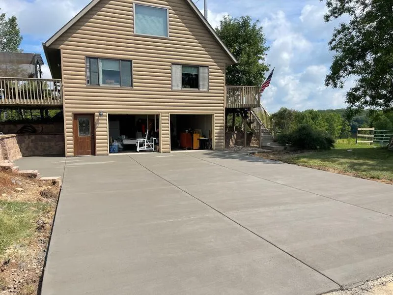 Asheville Concrete builds and installs driveways.