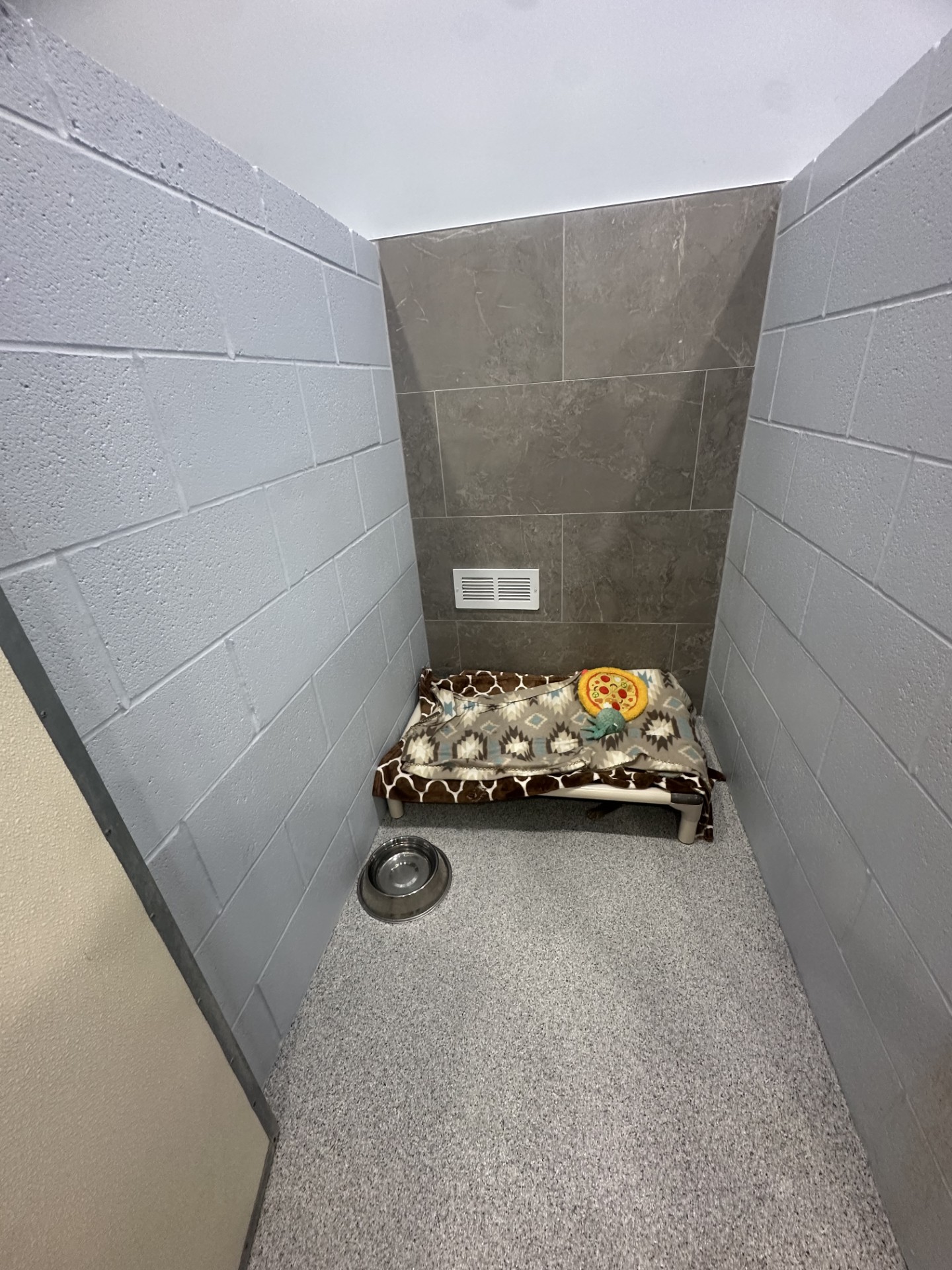 Small Suites(3.5*4)