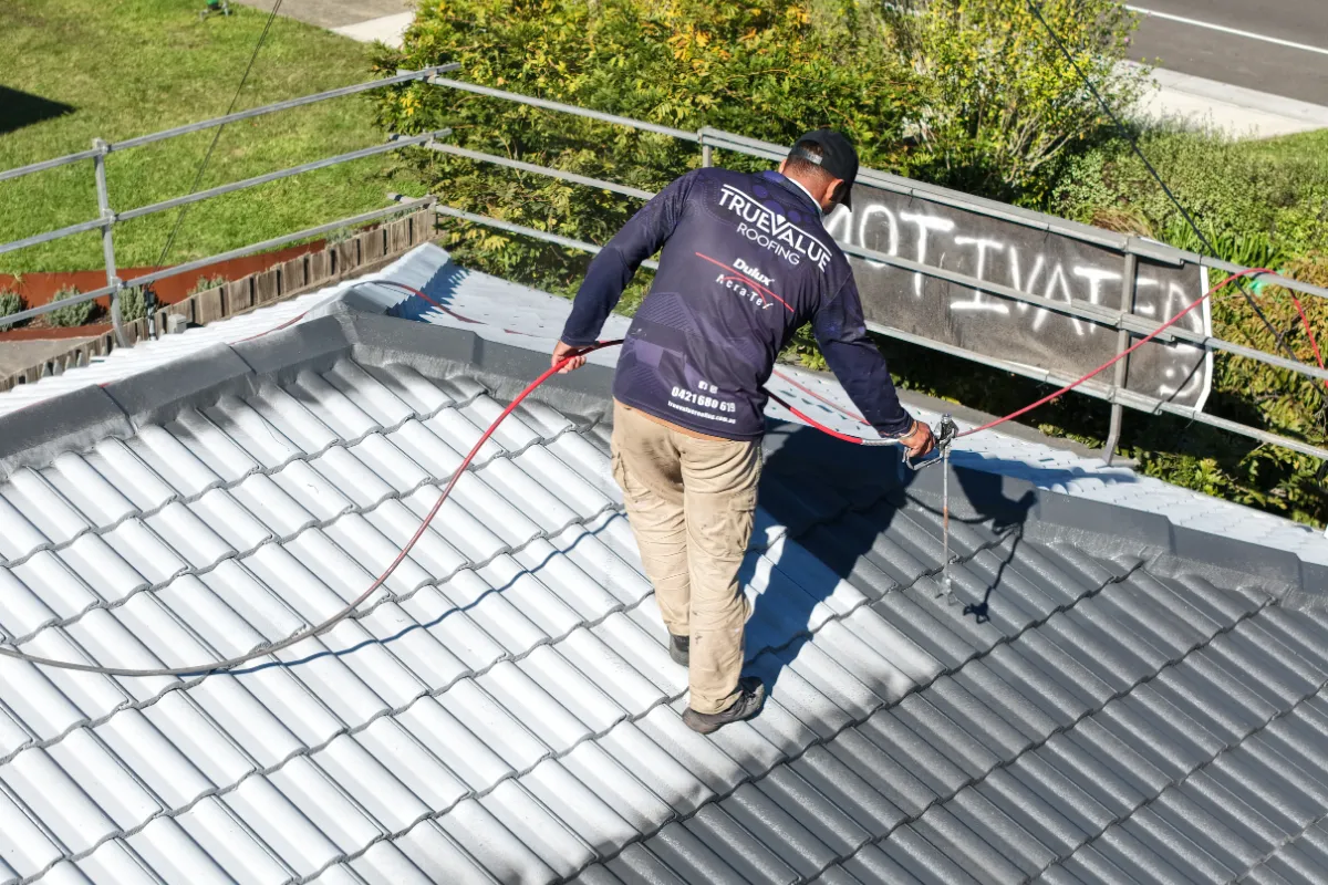 What Does It Mean to Be a Dulux Acratex Accredited Roofing Applicator?