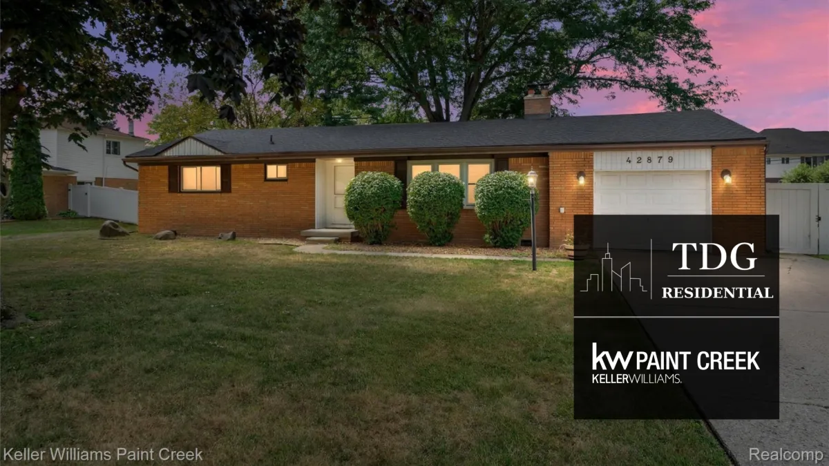 Sterling Heights Brick Ranch for sale at 42879 Hanks Ln, Sterling Heights Michigan 48314, listed by The Delia Group.