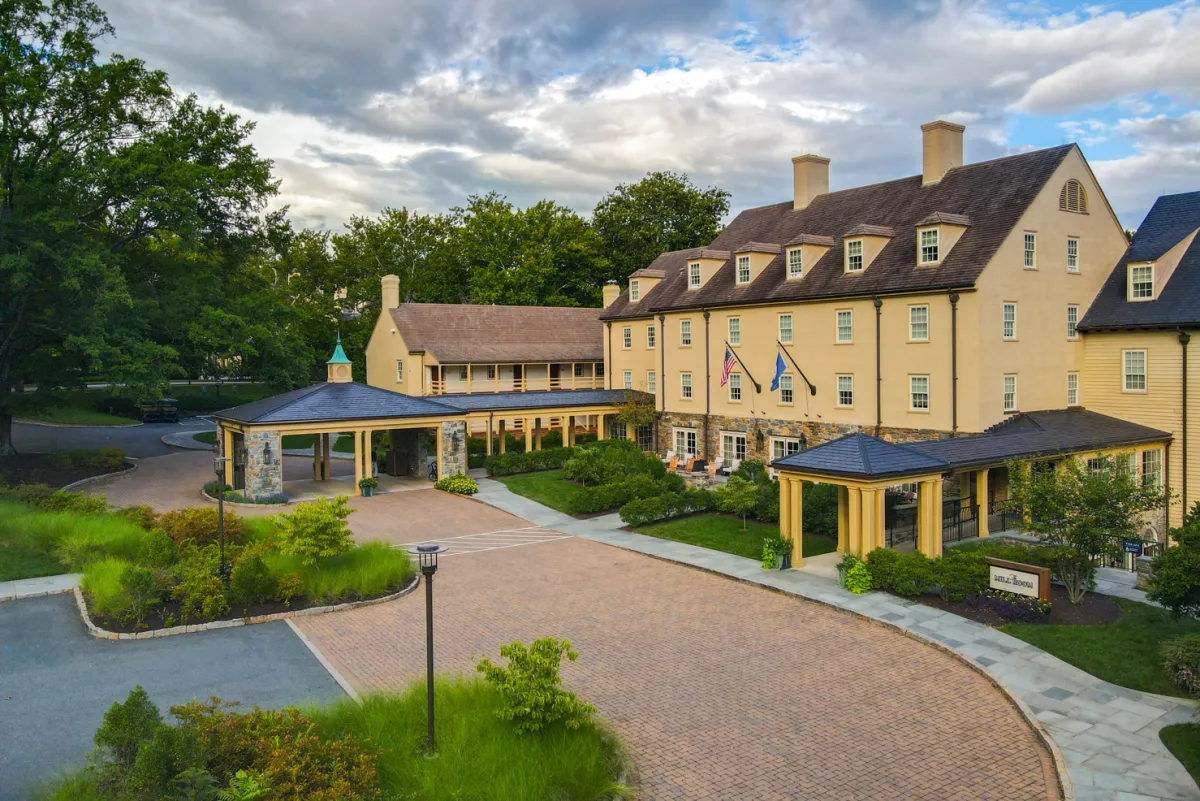 Charlottesville Concrete builds and installs Driveway