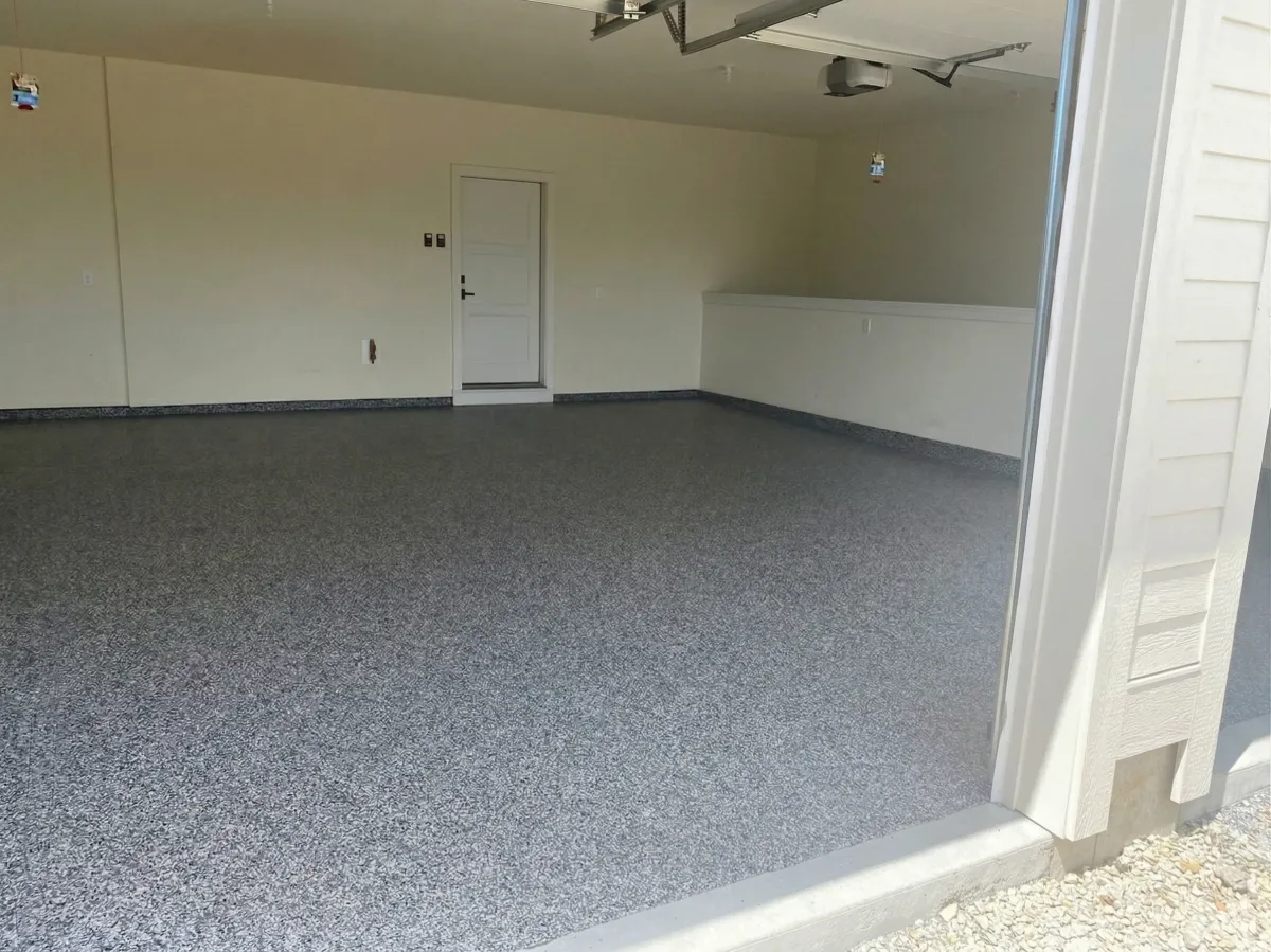 Full Flake Polyaspartic Floors Michigan