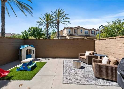 Mission Viejo Concrete builds and installs Patio