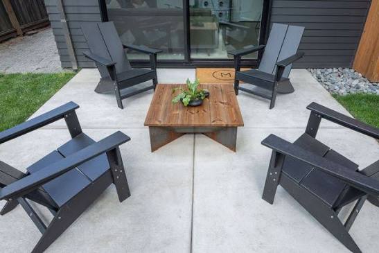 Mission Viejo Concrete builds and installs Patio