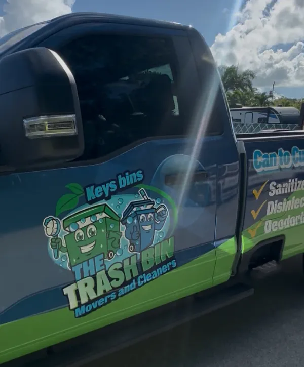 trash bin cleaning service truck