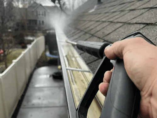 Nettoyage de gouttières dans Blainville