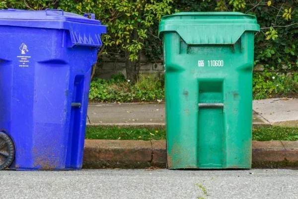 Trash Can Cleaning in Milford, OH: A Simple Solution for a Cleaner Home