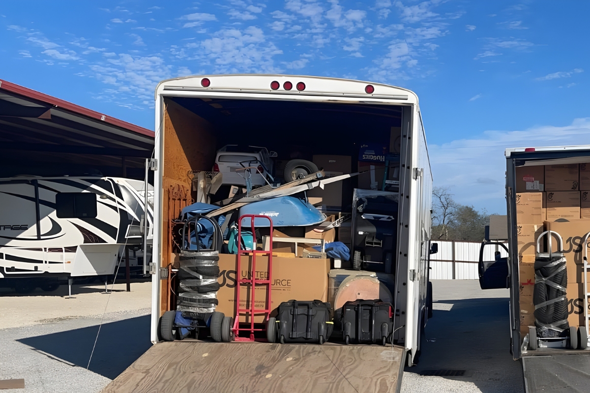 Movers Cost in Hallsville