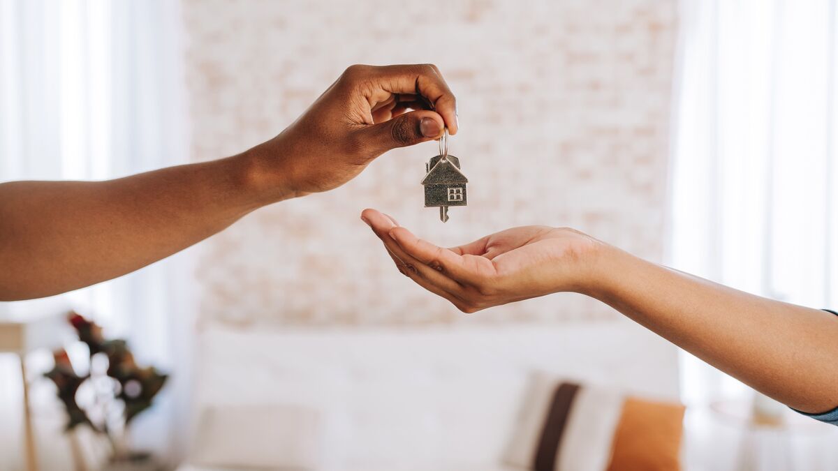 Worried mortgages aren’t available right now? Discover 5%, 10% and no-deposit options still open to UK first-time buyers in 2026.  With global uncertainty, are mortgages still available? Learn about 5%, 10% and co-ownership options for first-time buyers in the UK.  Thinking of buying your first home? Mortgages are still available in 2026 — including low and no deposit options. Get clarity before you decide.