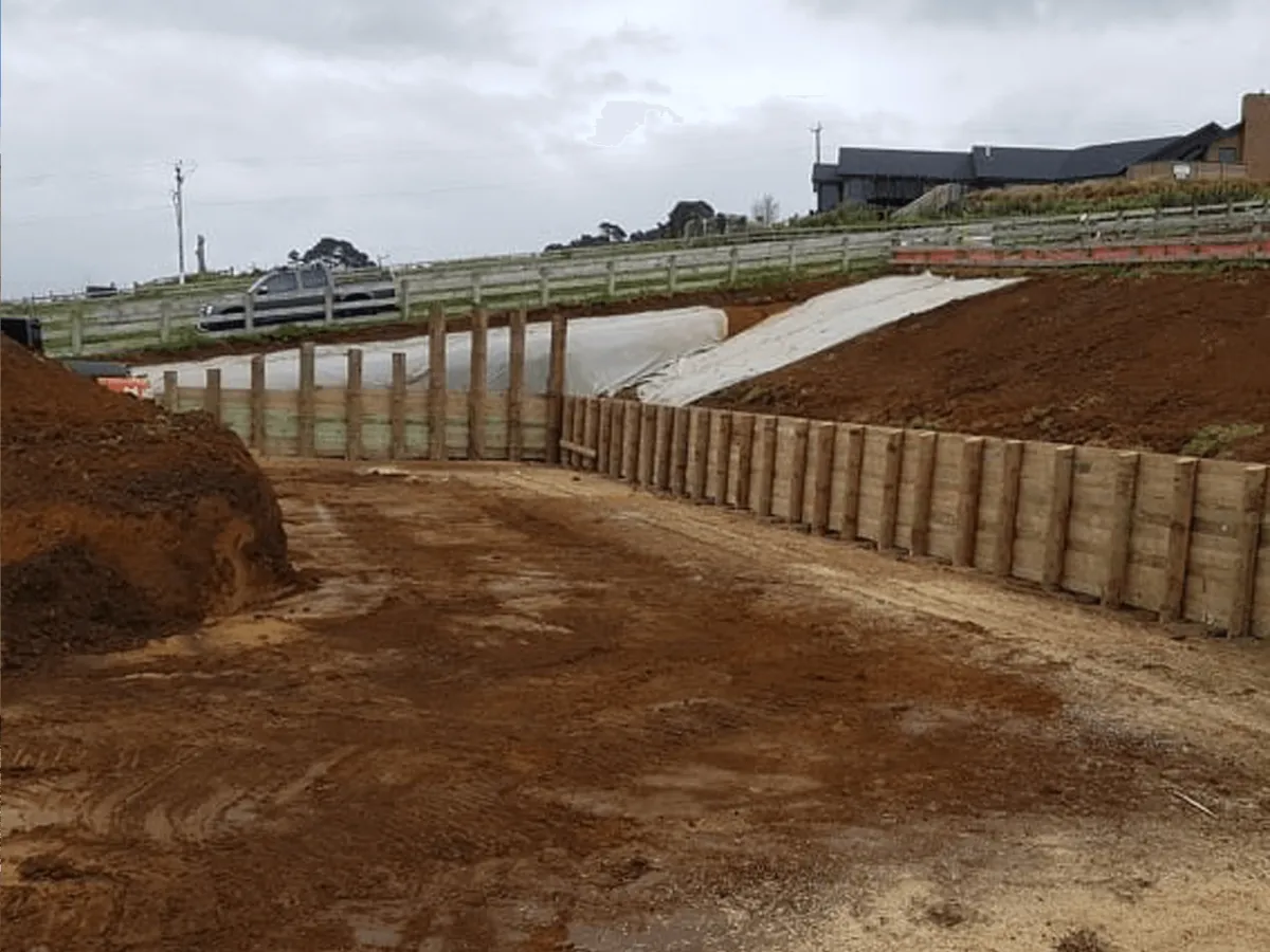 Custom fencing solutions designed for Auckland residential and large sites