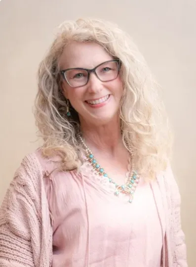 Laureen Smith headshot