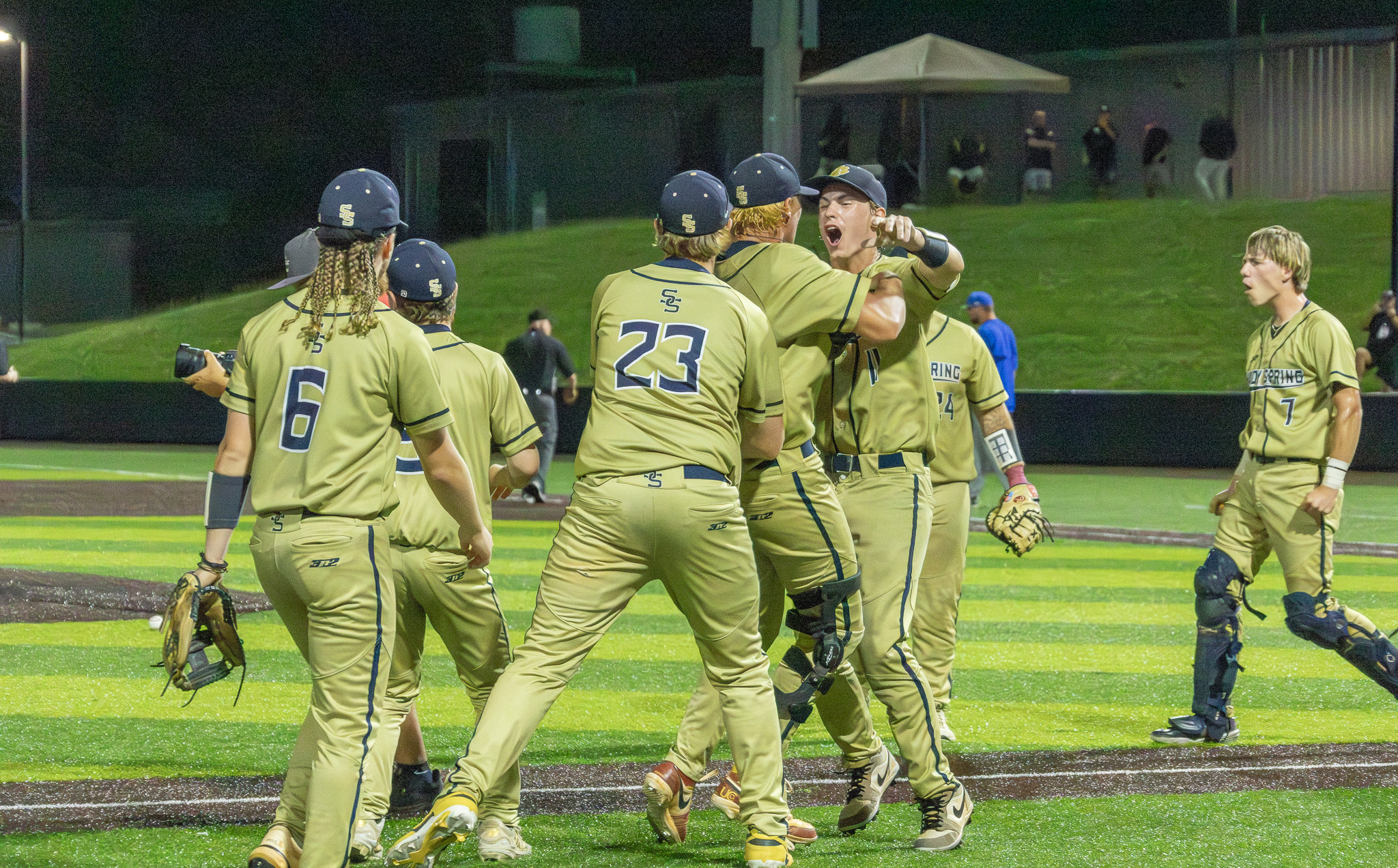 State Baseball Tournament: Barnett and Wilhite pitch Shady Spring past Robert C. Byrd