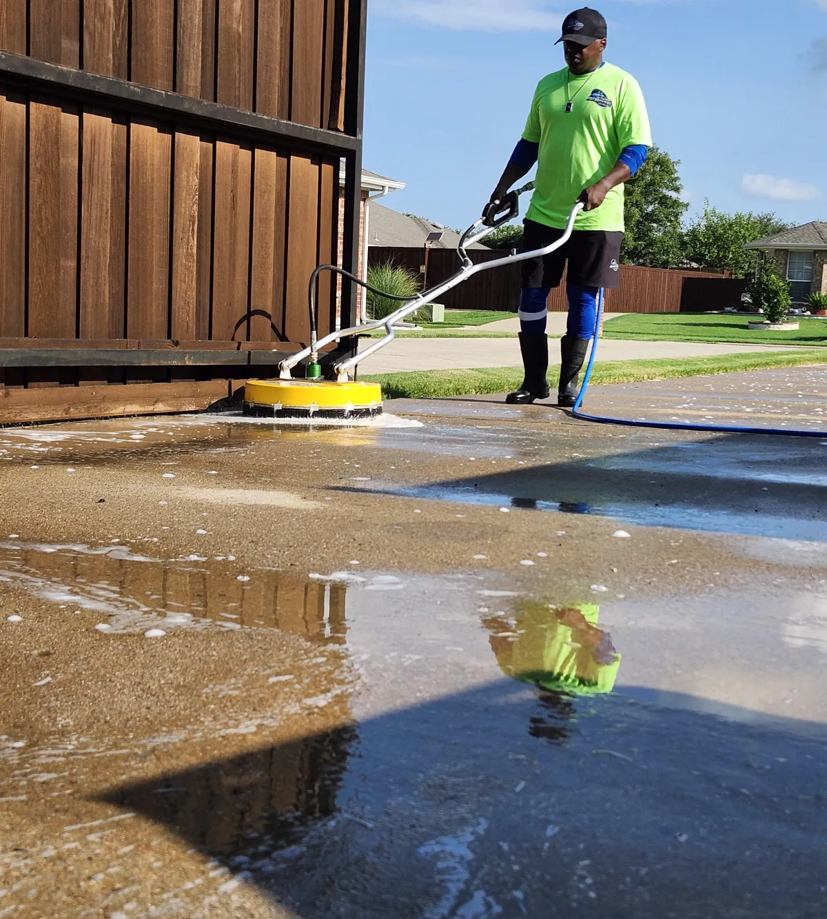 PROFESSIONAL CONCRETE CLEANING